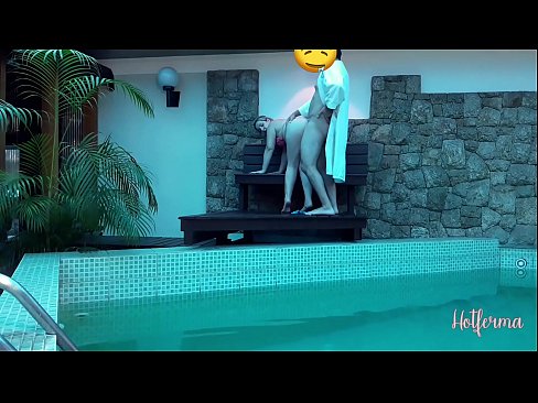 ❤️ Giimbitar sa amo ang katabang sa pool, apan dili makasukol sa init ❤️❌ Porn video sa ceb.quizfarmature.ru ❌❤