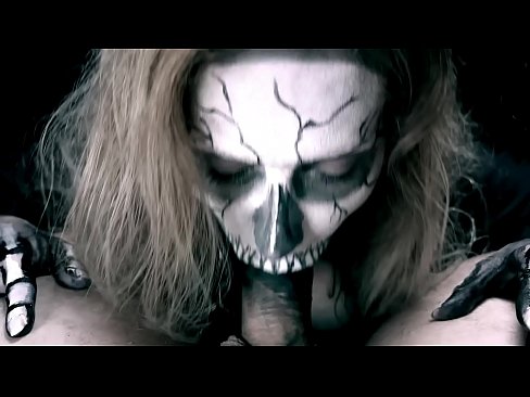 ❤️ Demon nga babaye nga nagsuso sa manok uban sa iyang itom nga baba ug gilamoy cum. ❤️❌ Porn video sa ceb.quizfarmature.ru ❌❤