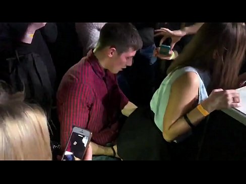 ❤️ Tinuod nga sekso sa usa ka nightclub sa Russia. Ang 18-anyos nga Ruso nga babaye sa anus ug puwerta nakighilawas sa usa ka nightclub ❤️❌ Porn video sa ceb.quizfarmature.ru ❌❤